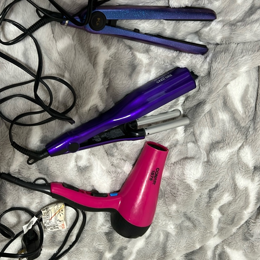Styling hair tools great condition (hardly used, no longer need)